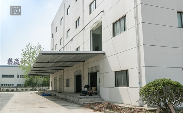 外墻丙烯酸涂料是什么材料？